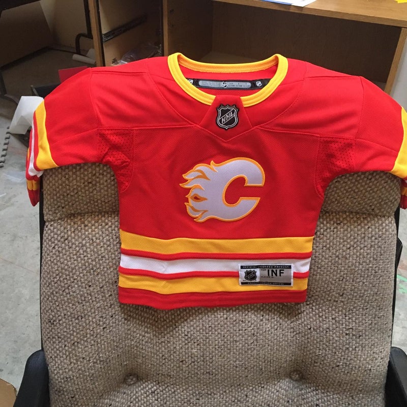VTG Calgary Flames CCM Jersey 88 - 89 Patches Fan Rare Medium NHL