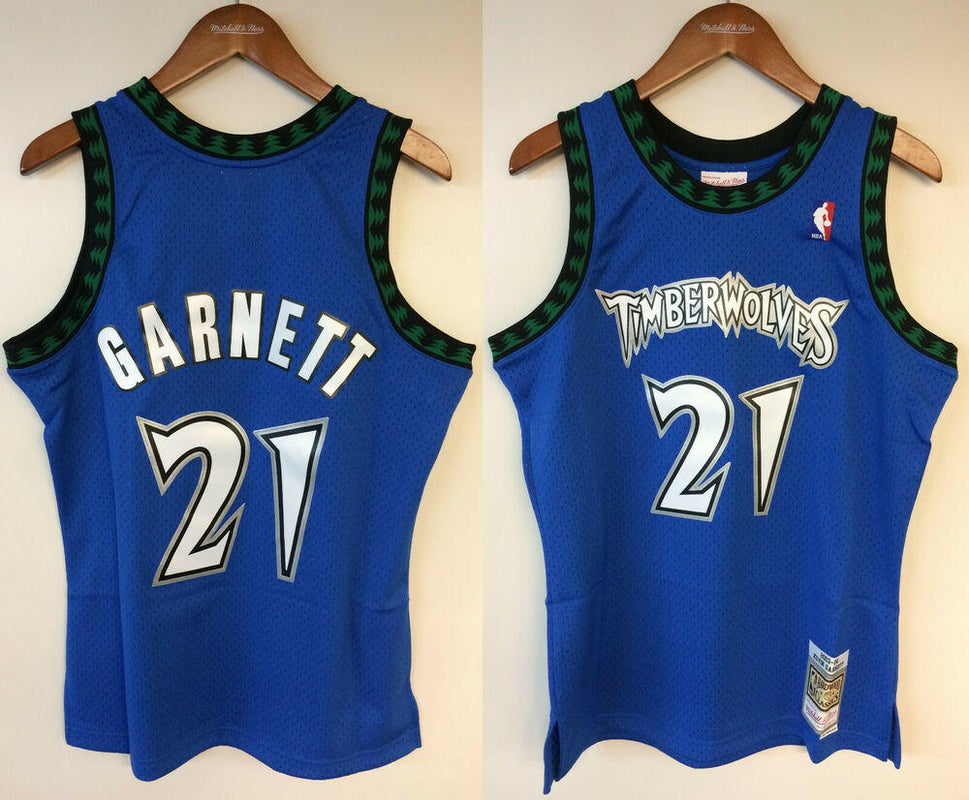 Kevin Garnett Signed Authentic Minnesota Timberwolves Jersey JSA COA & —  Showpieces Sports