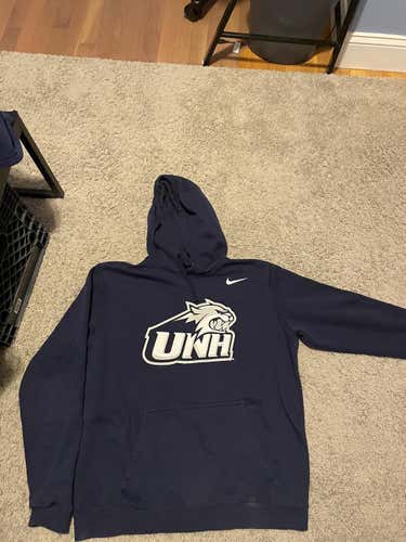 Mens Nike UNH Wildcats hoodie adult Large