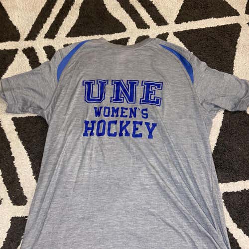 UNE Women’s Hockey T-Shirt