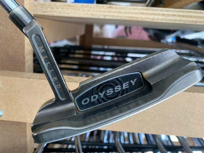 Odyssey Black Series 1 35-inch Blade Putter 2505