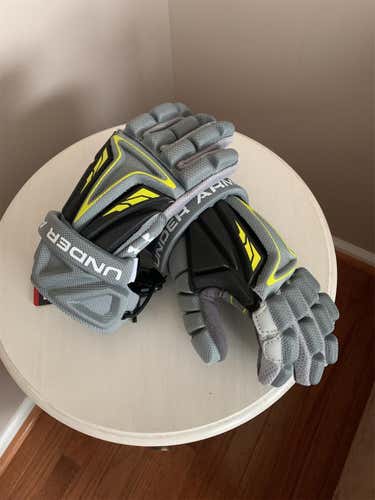 Gray New Player's Under Armour NexGen 10" Lacrosse Gloves