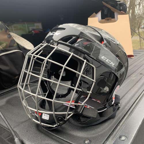 Black New Large CCM FM50  Helmet