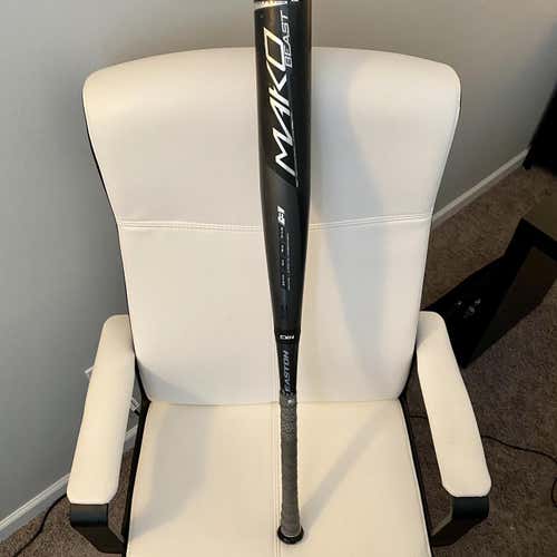 High School/College 2017 Composite Mako Beast (-3) 30 oz 33" Bat