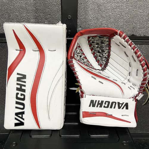 Junior Goalie Glove + Blocker Set • VAUGHN V7 Ventus • Red White
