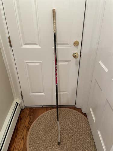 Intermediate Left Hand Vapor APX2 P92 Hockey Stick