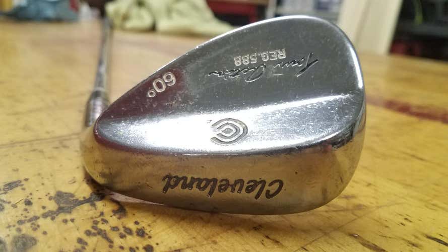 Used Cleveland Right Handed Wedge 60 Degree Steel Shaft