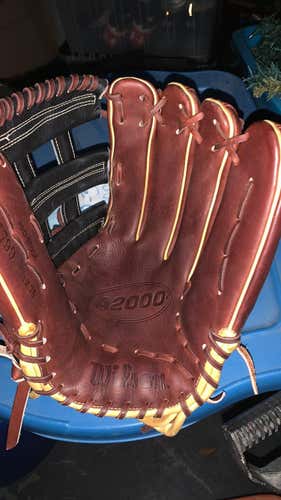 Brown High School/College Outfield A2000 12.75" Baseball Glove