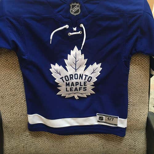 Toronto Maple Leafs Blue Child Aged 4-7 Jersey