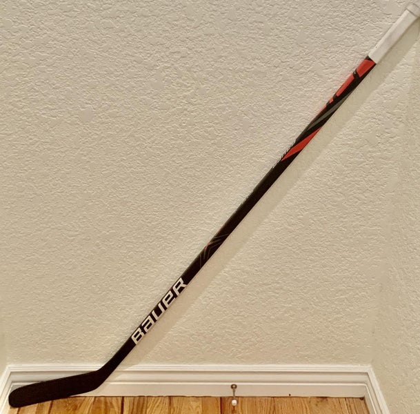 Senior Right Handed Bauer Vapor Flylite League Mid Pattern Pro Stock Hockey Stick