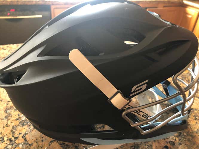 Black Used Youth Player's Cascade S Helmet