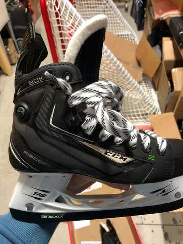 New Junior CCM RibCor 50K Hockey Skates Extra Wide Width Size 5.5