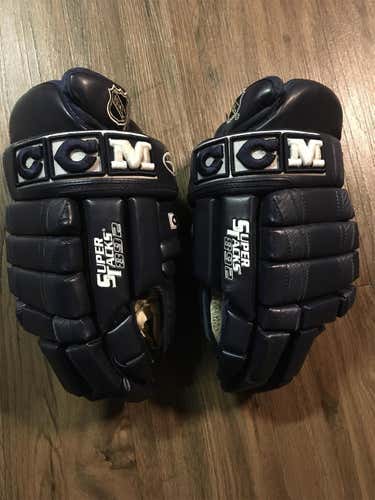 Senior CCM Super Tacks 892 14" Gloves-Navy Blue