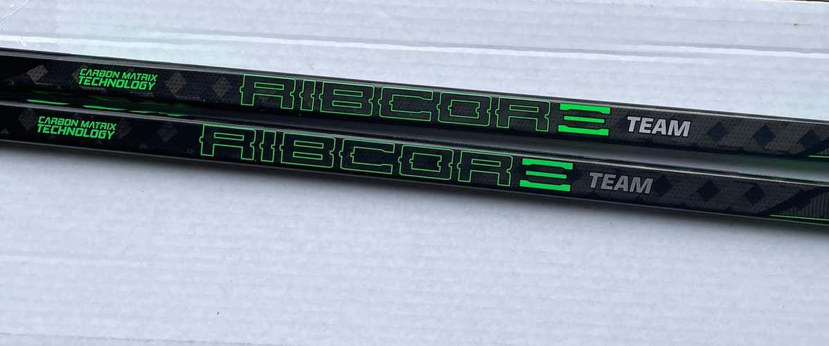 2 Pack CCM Ribcore Team Stock