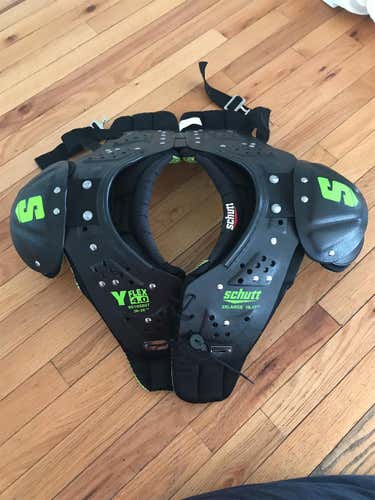 Used XXL Schutt Y Flex Shoulder Pads