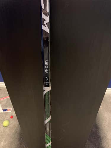 Senior Left Hand RibCor Trigger 4 PRO Mid Pattern Pro Stock Hockey Stick