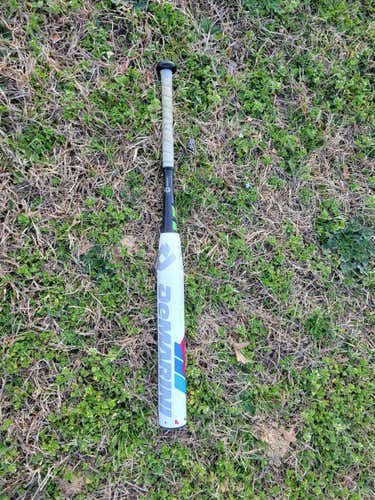 White Used High School/College DeMarini Composite CF8 Bat (-11) 18 oz 30"