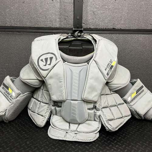 Senior Goalie Chest Arm Protector • WARRIOR Ritual G2 Pro • Size S • Gray