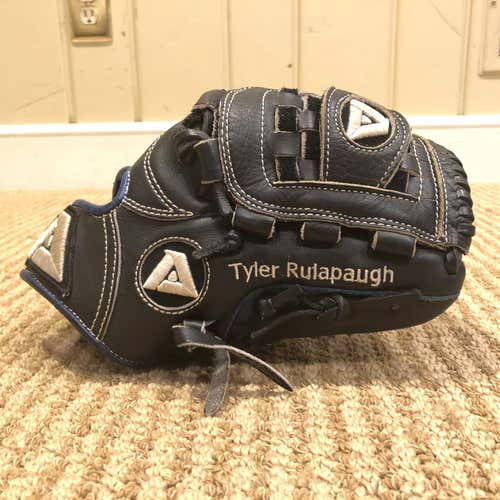 NCAA Used Custom Series Akadema Pitchers Glove 11.25”