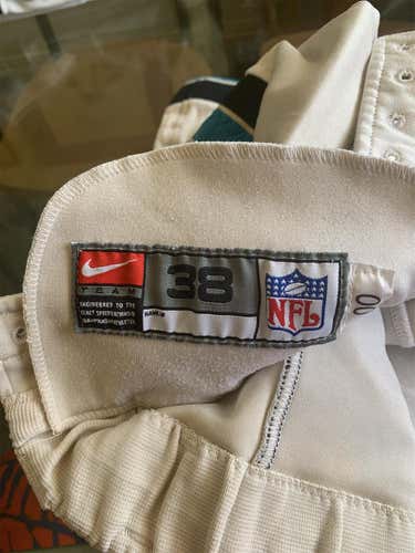 White Adult Size 38 Nike Team Defender Pants