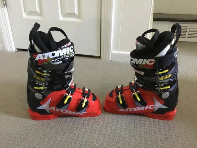 New Atomic Redster WC 70, Size 22.5, 70 flex, junior race boots. $80 or best offer.
