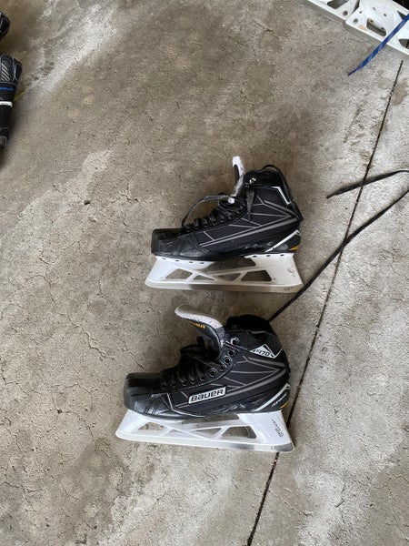 Used Junior Bauer Supreme S170 Goalie Skates Size 10
