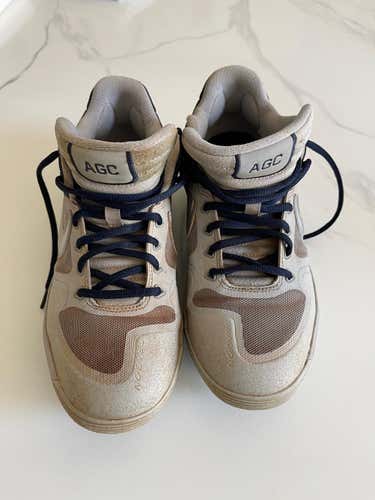 Blue and Gray Used Size 9.0 Molded Cleats Nike Low Cut Huarache