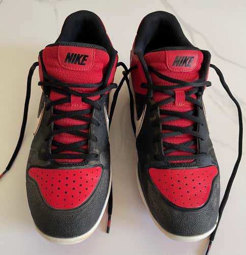 Red Used Size 9.5 Molded Cleats Nike Low Cut Huarache