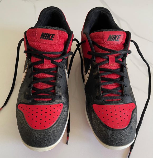 Red Used Size 9.5 Molded Cleats Nike Low Cut Huarache