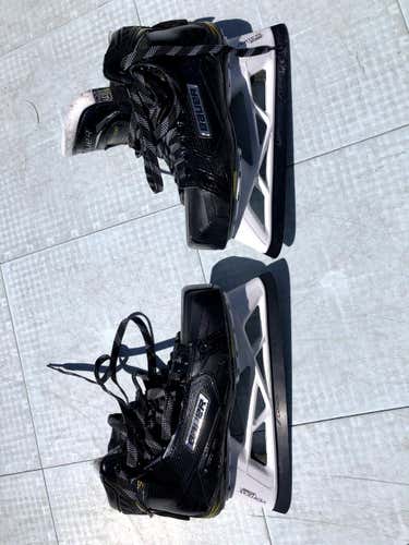Used Senior Bauer Supreme 2S Pro Goalie Skates Regular Width Size 6.5