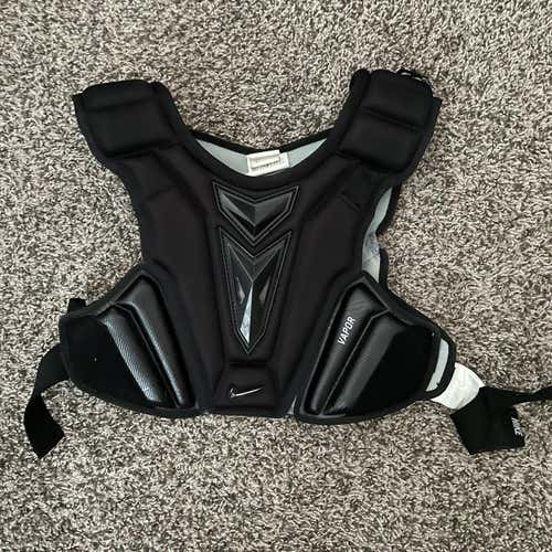 Used Medium Nike Vapor Shoulder Pads