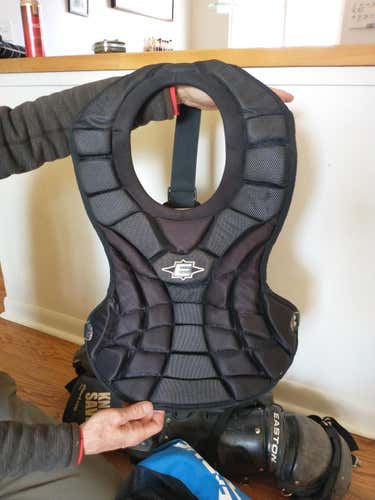 Youth Used Easton Catcher's Set