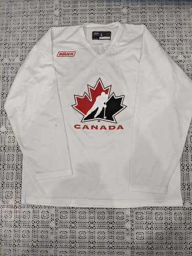 WHITE BAUER LARGE Canada Team hockey Jersey
