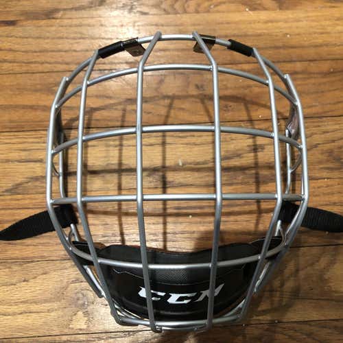 CCM FM580 Senior Medium Full Cage