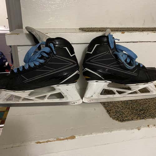 Junior Bauer Supreme S170 Regular Width Size 5 Hockey Goalie Skates