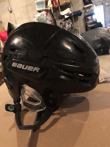 Black Used  Bauer Re-Akt 95 Helmet