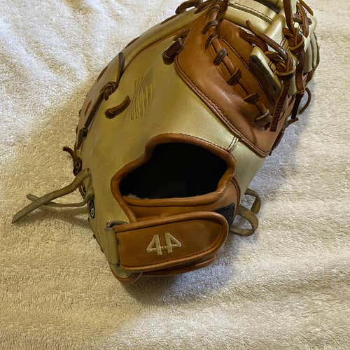 Brown Used High School/College 44 Pro Right Hand First Base Signiture Series Baseball Glove 13"