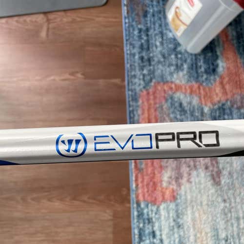 Brand New Warrior Evo Pro Shaft White Attack/middie