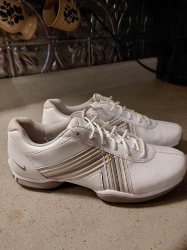 White Used Women's Nike Golf Shoes
