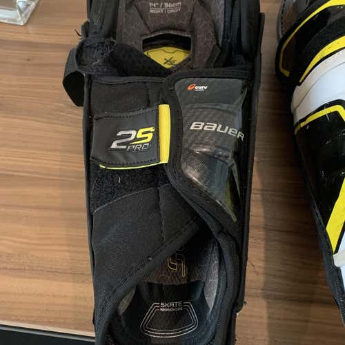 Senior Bauer Supreme 2S  Pro Shin Pads