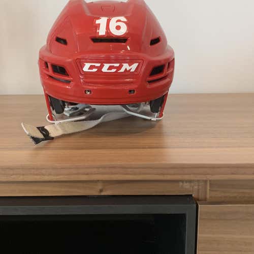 Red Used Medium CCM Tacks 710  Helmet