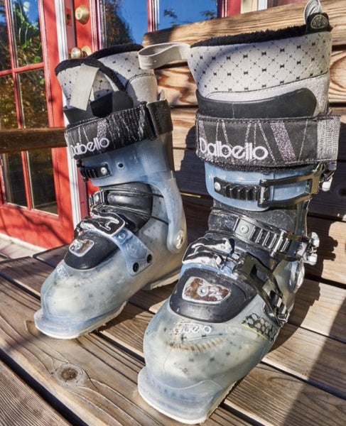 Dalbello Chakra AX T.I. Ski Boot 