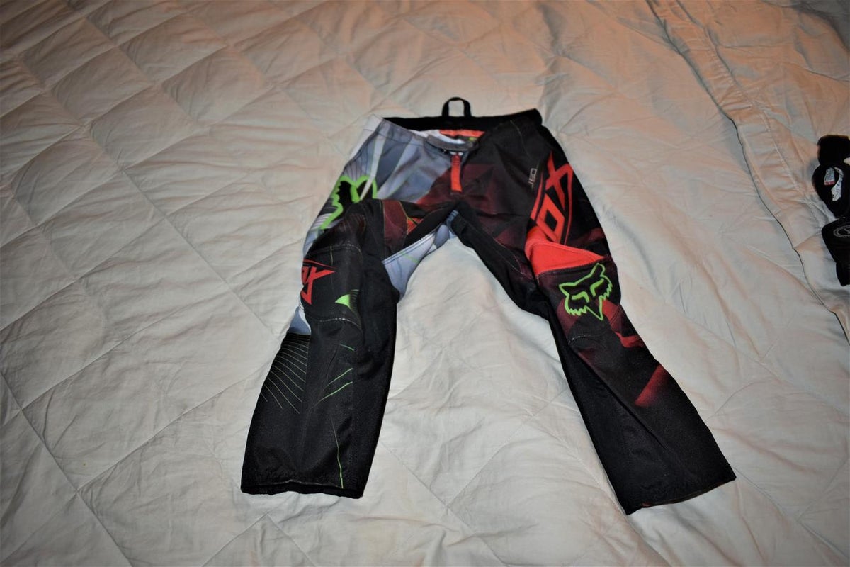FOX 180 Motocross Pants, Black/Red/Gray, Size 5