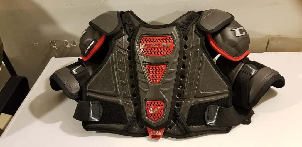CCM U+ CL pro Shoulder Pads - Large (like new)