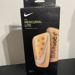 Nike Mercurial Lite Superlock Soccer Shin Guard Size Small.