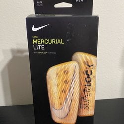 Nike Mercurial Lite Superlock Soccer Shin Guards Size Medium.