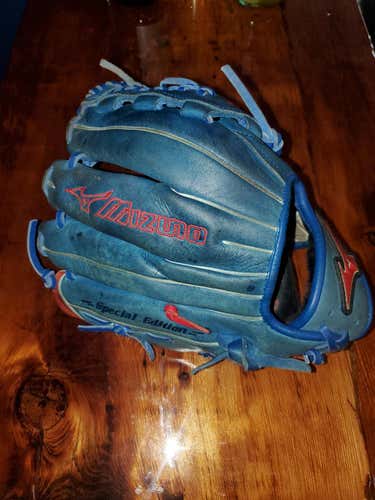 Blue Mizuno Mvp Prime Special Edition Infield MVP Prime Baseball Glove 11.75"