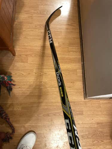 Senior Left Hand Tacks 3092 Hockey Stick