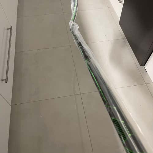 Bauer Nexus ADV P92 77 Flex Right Hand Hockey Stick