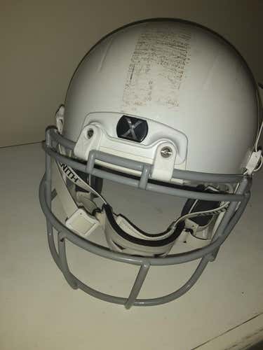 New Youth L Xenith X2E Helmet